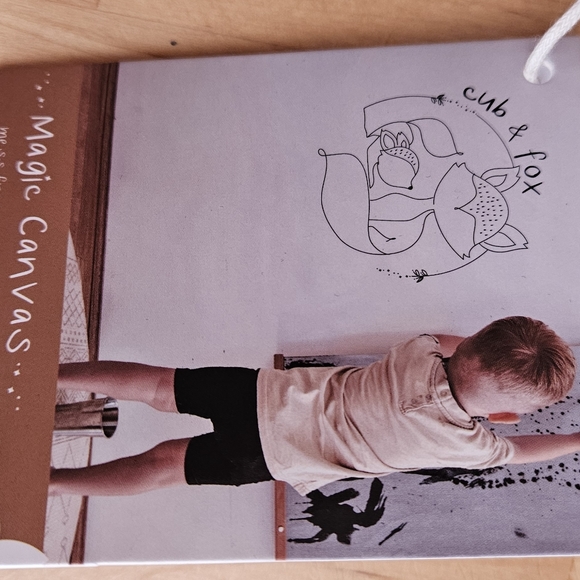 Brand New no mess magic canvas - Picture 5 of 7